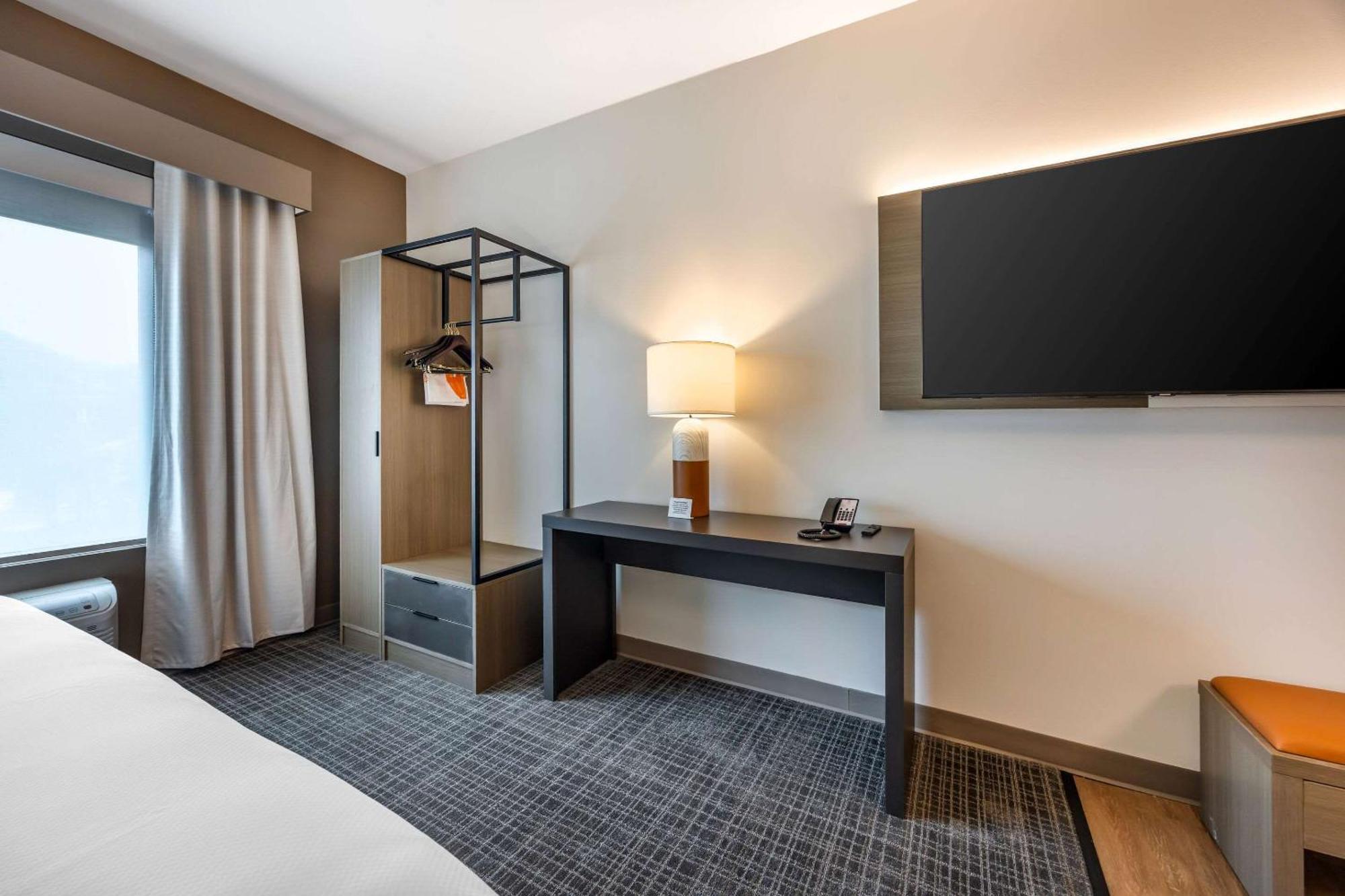 Comfort Inn & Suites Nashville Buitenkant foto
